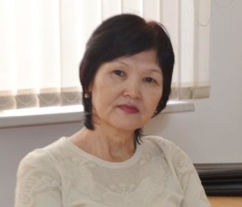 Майрамкүл Апышева: Адабиятка ак кызмат кылган Асаналиев