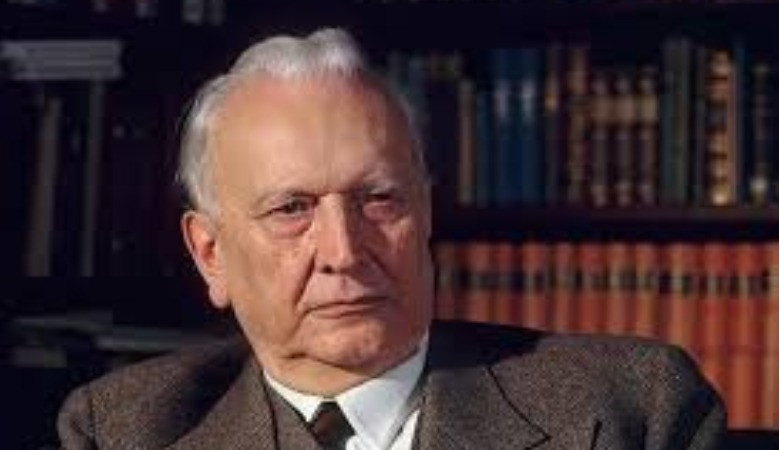 Карл Ясперс жана кыргыз коомунун чекиттик абалы