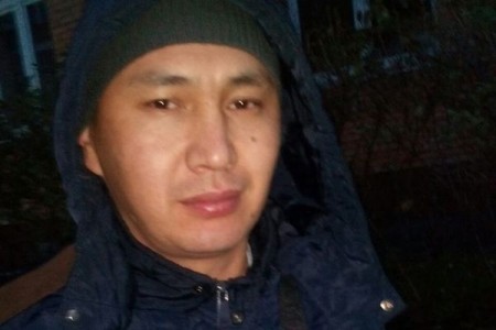 КӨП АДАМДАР САТТЫ МЕНИ, МЕН САТТЫМ \– ЭКИ БЕТИ БОЛОТ ТУРА ТЕҢГЕНИН
